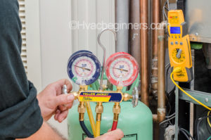 Hvac tools - heat pump maintenance checking refrigerant charge